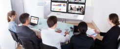 maneiras de implementar solucoes de videoconferencia no seu negocio